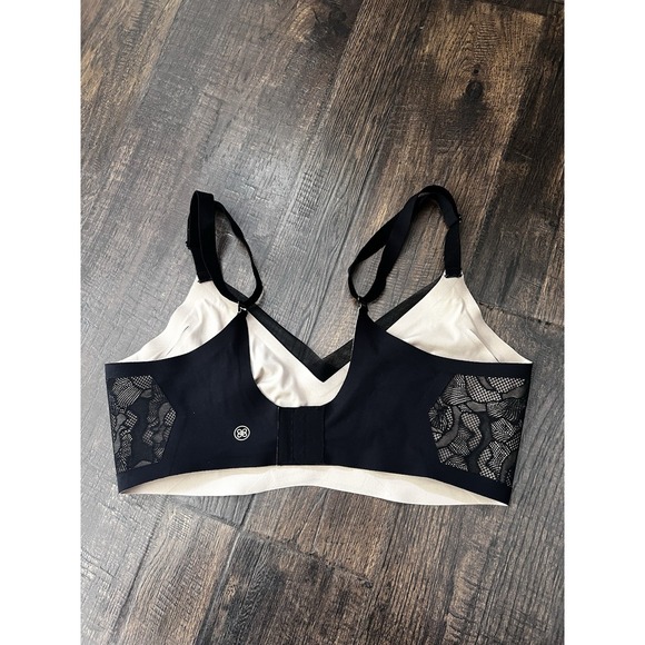 Honeylove liftwear crossover bra wireless black removable cups Pads size medium - Picture 4 of 10